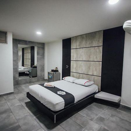Hotel Panorama ميديلين المظهر الخارجي الصورة