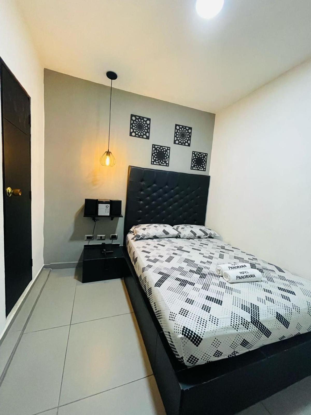 Hotel Panorama ميديلين المظهر الخارجي الصورة