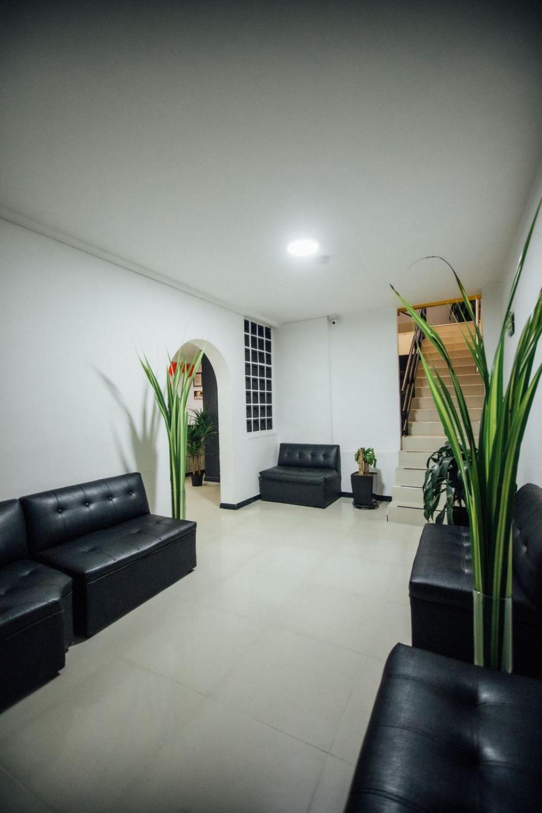Hotel Panorama ميديلين المظهر الخارجي الصورة