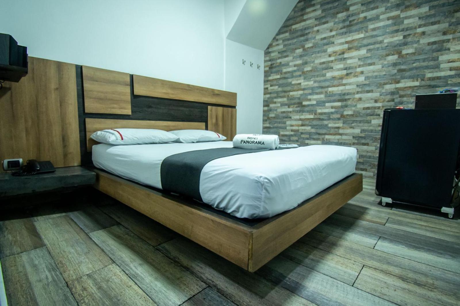 Hotel Panorama ميديلين المظهر الخارجي الصورة