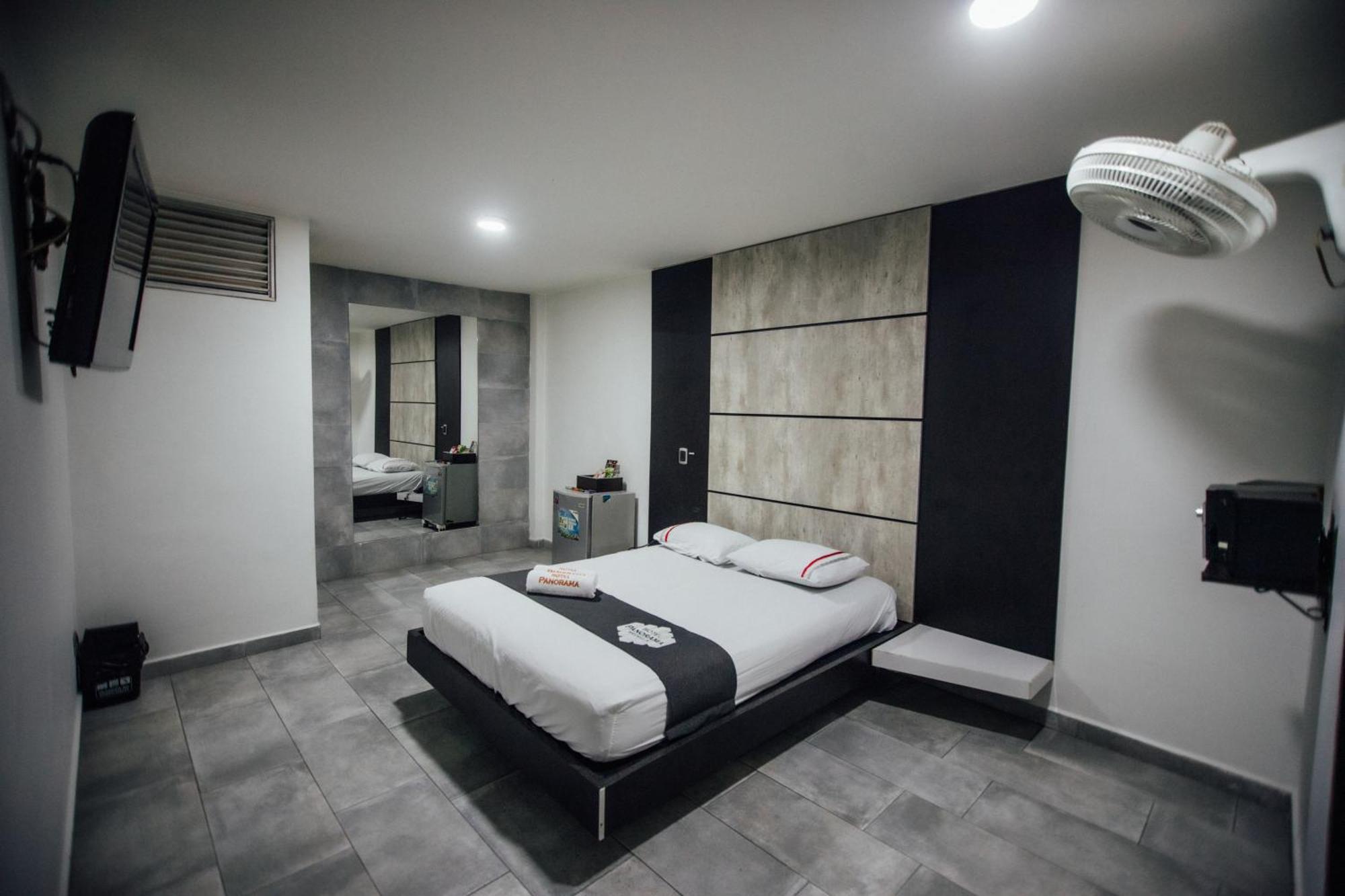 Hotel Panorama ميديلين المظهر الخارجي الصورة